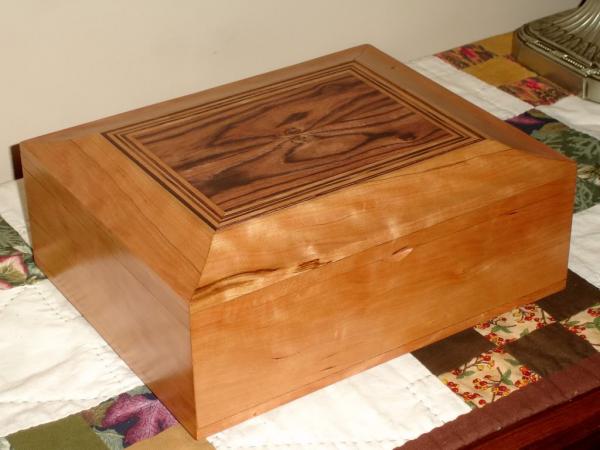 Curly Cherry, Kingwood & Spanish Cedar
11" x 9" x 3 3/4"
Owner:  Scott M. - Burnsville, MN